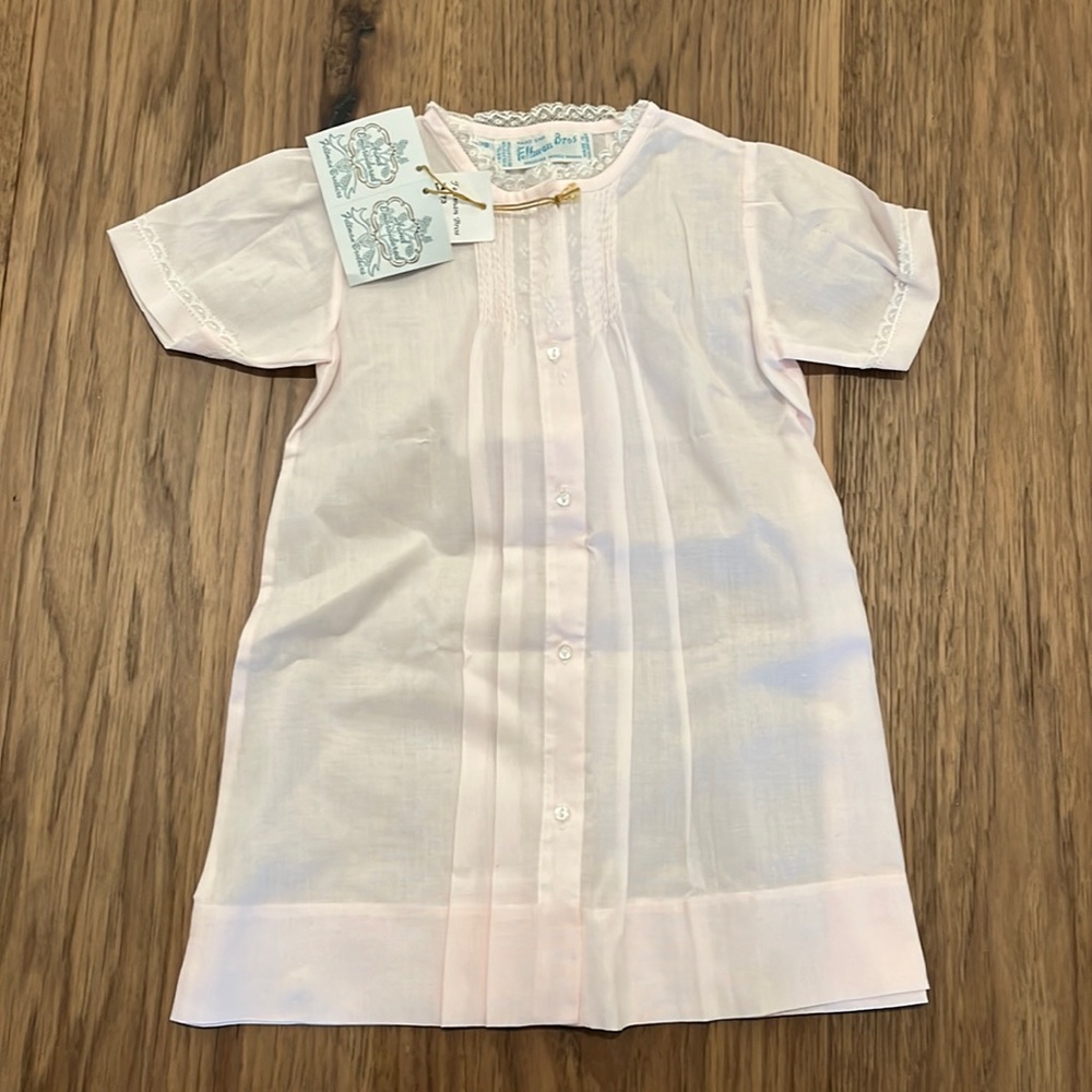 Feltman brothers pink newborn gown NWT